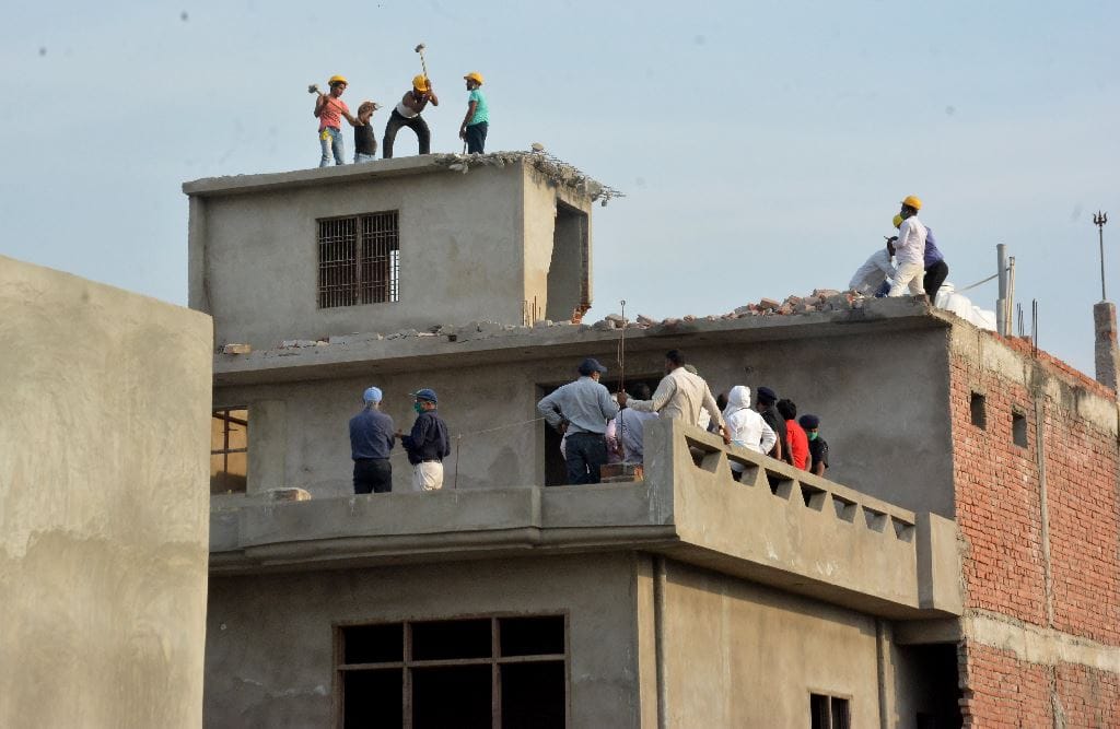 VDA hammers illegal construction of gangster Abhishek Singh Honey Varanasi