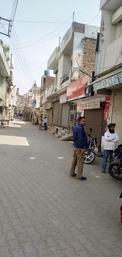 Market closed due to fear of police