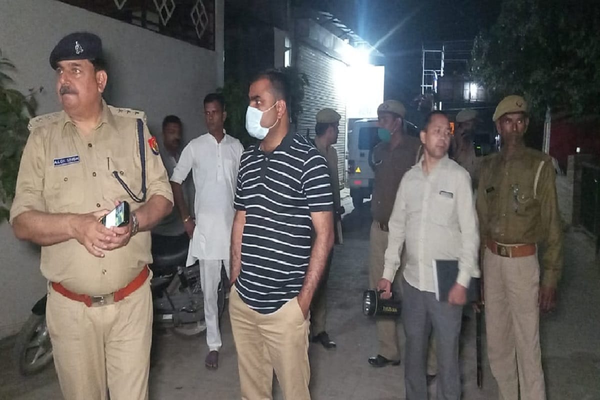 UP Crime News: A former soldier was shot dead in Baraut of Baghpat