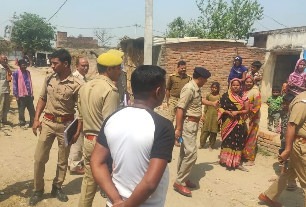 An old lady died when she got hit during a clash in Bahraich.