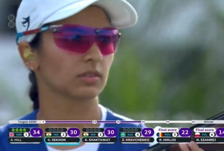 Chandigarh Ganemat Sekhon won Bronze Medal in Skeet Shooting