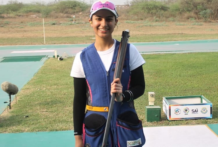 Chandigarh Ganemat Sekhon won Bronze Medal in Skeet Shooting