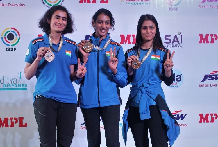 Chandigarh Ganemat Sekhon won Bronze Medal in Skeet Shooting