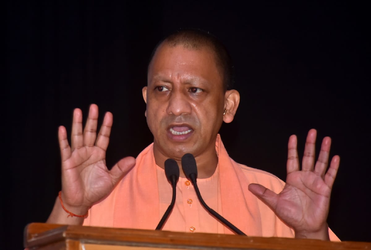 CM Yogi interacted with meritorious students
