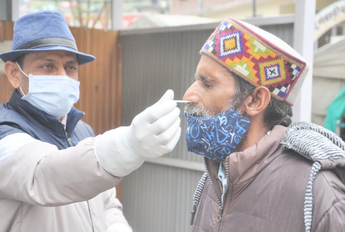 todays active corona cases of shimla himachal 22 march 2021, three covid positive patient died