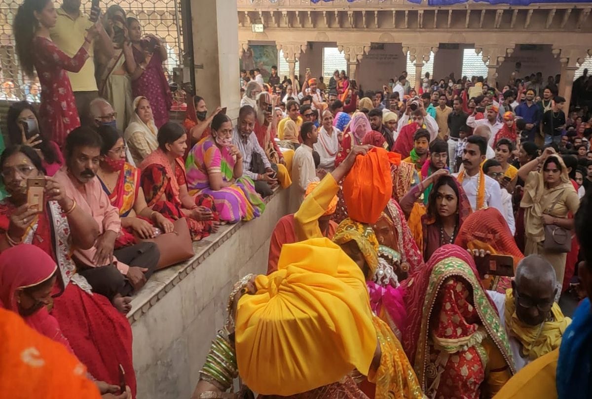 Lathamar Holi Invitation Reached in Barsana
