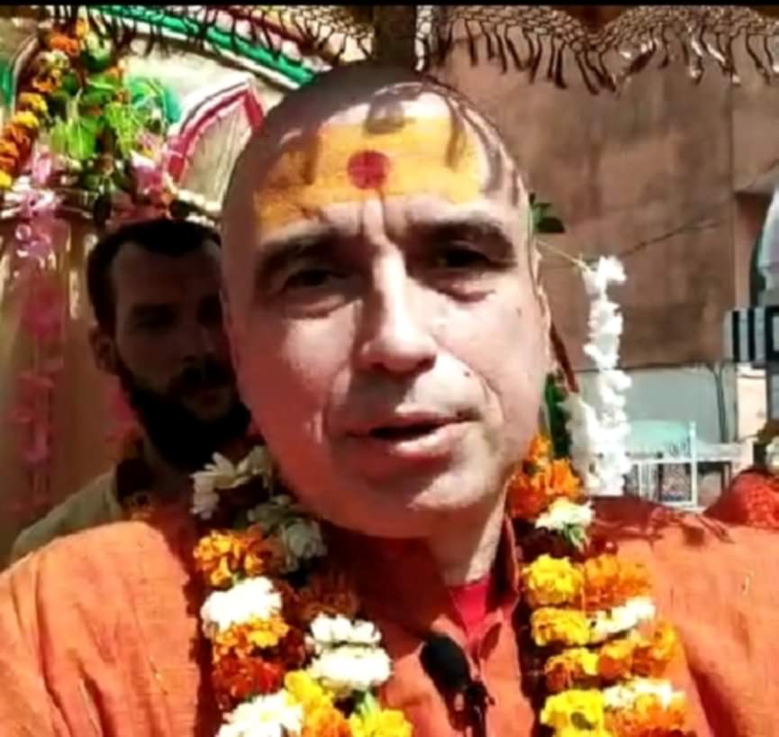 Haridwar Kumbh 2021: foreigner devotee become saint came in kumbh, watch in photos