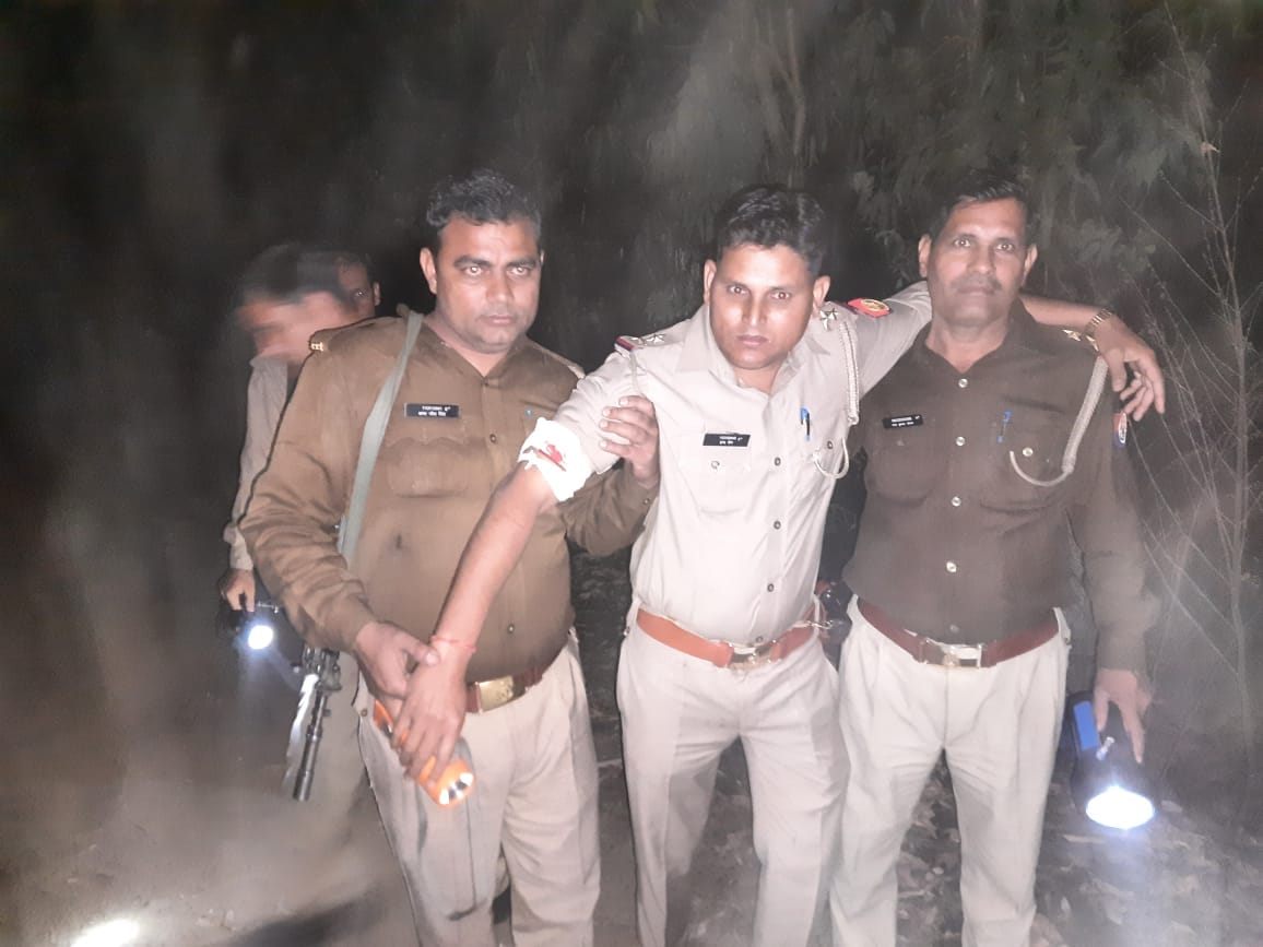 Three injured including the inspector in an encounter with gokshos
