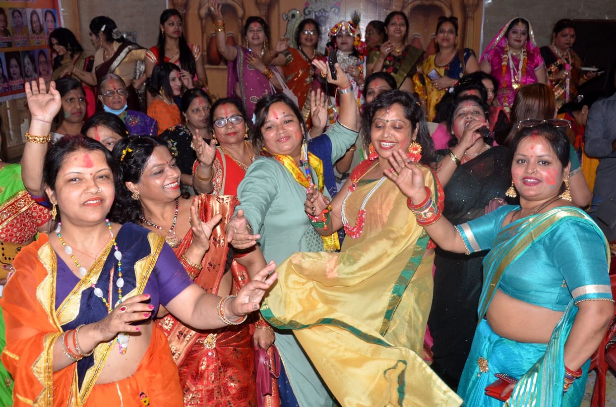 Holi Milan Samaroh