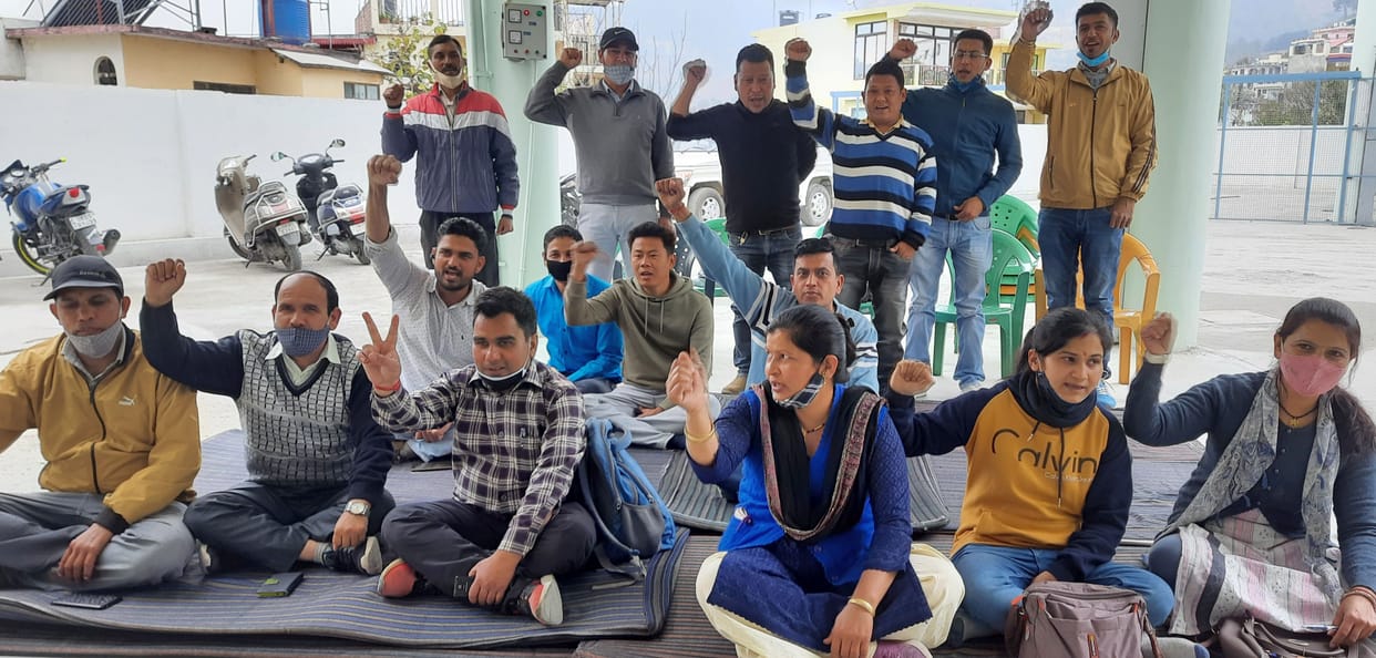 Agitation by Revenyu Staff