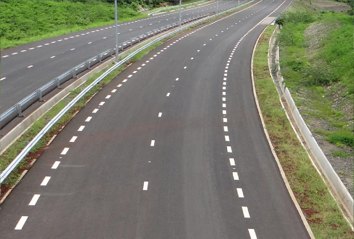 Nausad-Khajani road will be 10 meters wide
