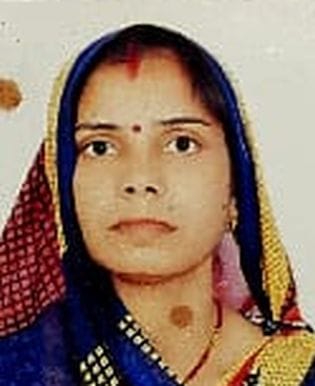 Wife murdered after hitting her head with a stone