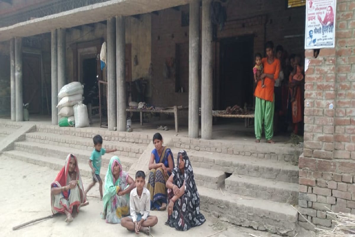 Body of mother daughter found on railway track in Jaunpur Varanasi Zafarabad railway block