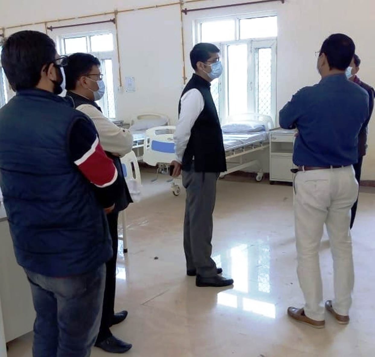 DC inspects construction of temporary covid hospital