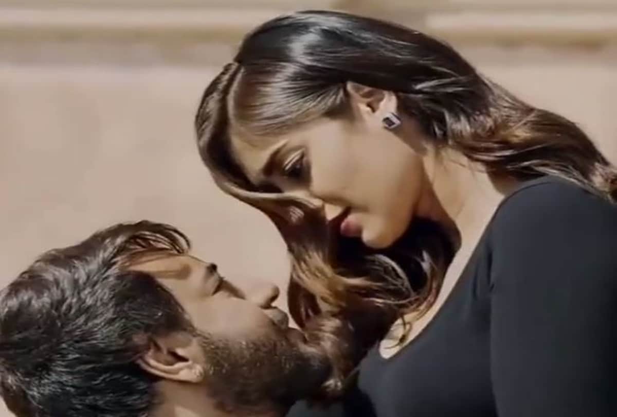 Dhunki to Rashk ae Kamar know the meaning of these words from popular songs