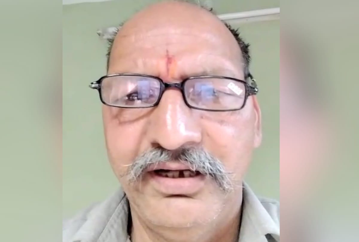 son participate in the farmers movement and  father evict him from property