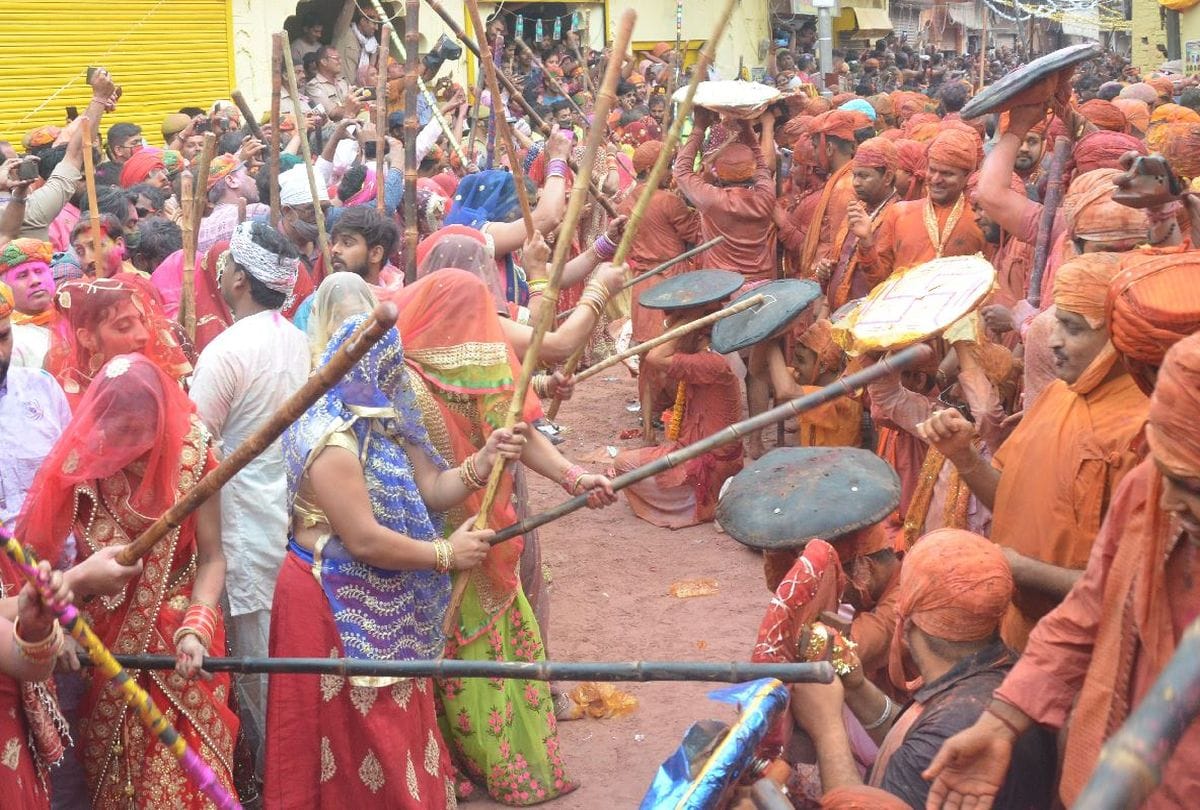 Culture Minister reached Mathura and instructed to complete preparation for Rangotsav by February 25