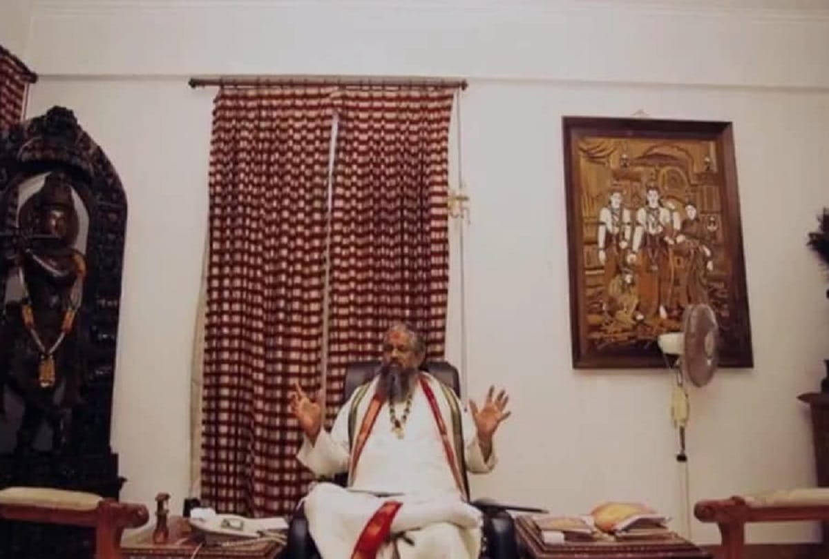 Interesting story of controversial Indian Tantrik Chandraswami