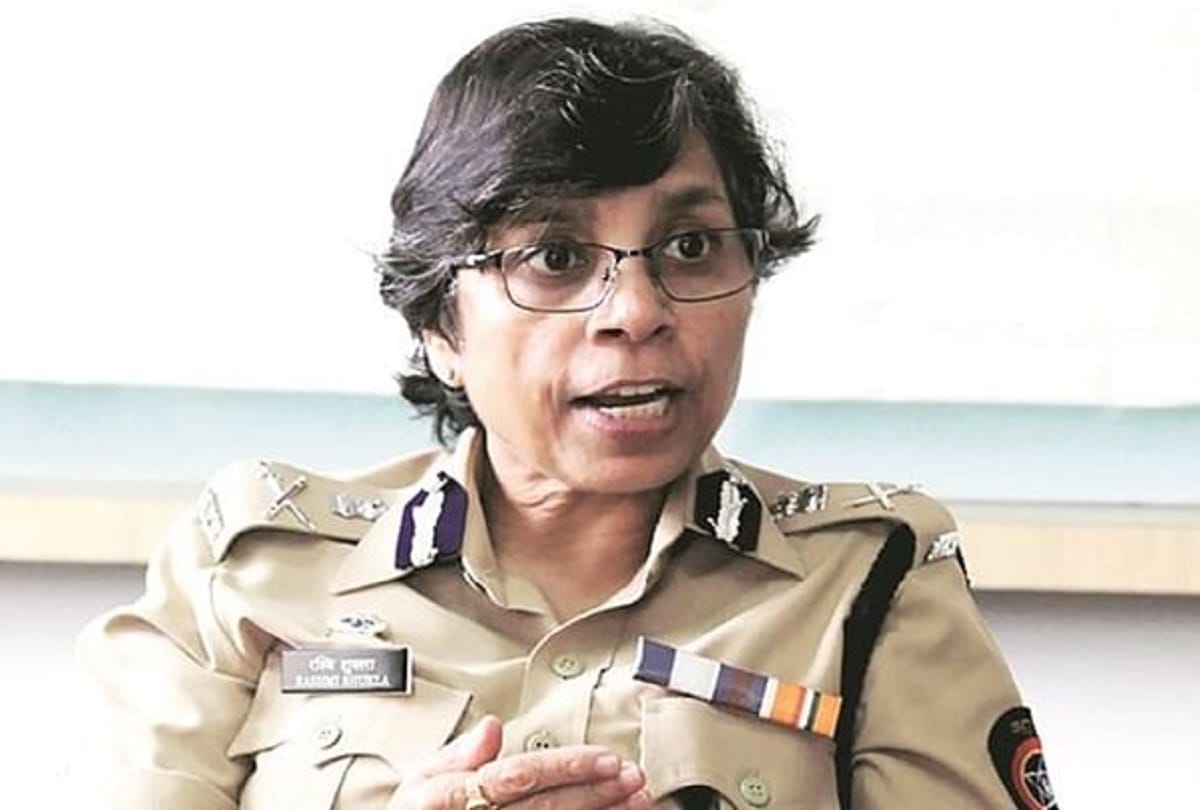 IPS officer Rashmi Shukla appears before Koregaon Bhima probe panel, Param Bir absent