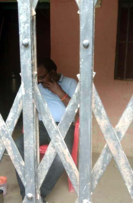 JE of Irrigation Department held hostage for six hours