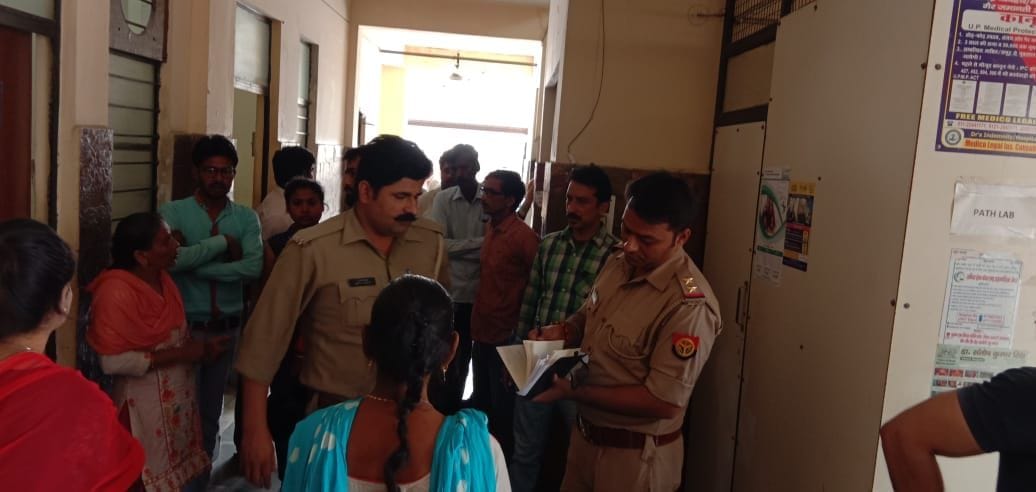 Patriots of patients in Khatauli hospital, fight, uproar