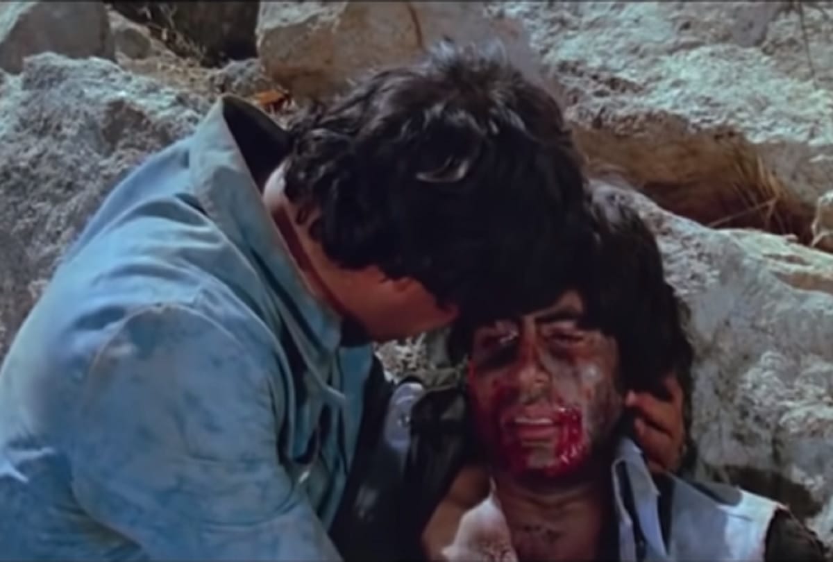 film sholay Huge Mistakes: You must have seen, have notice this amitabh bachchan dharmendra
