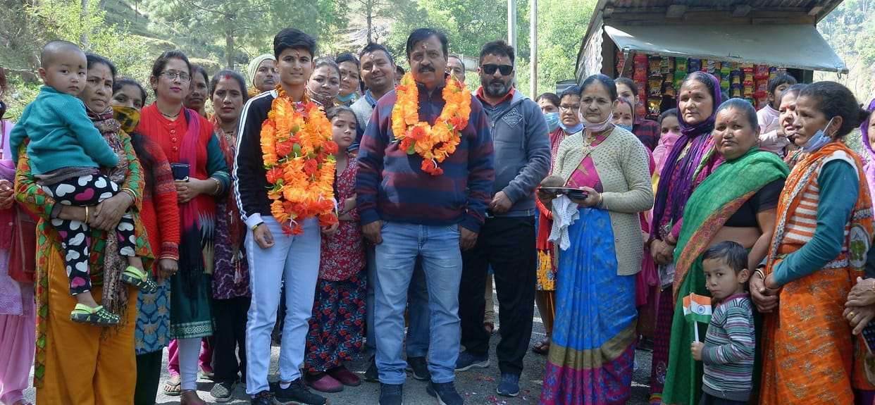 Welcome of Cricketer Shweta in Thal