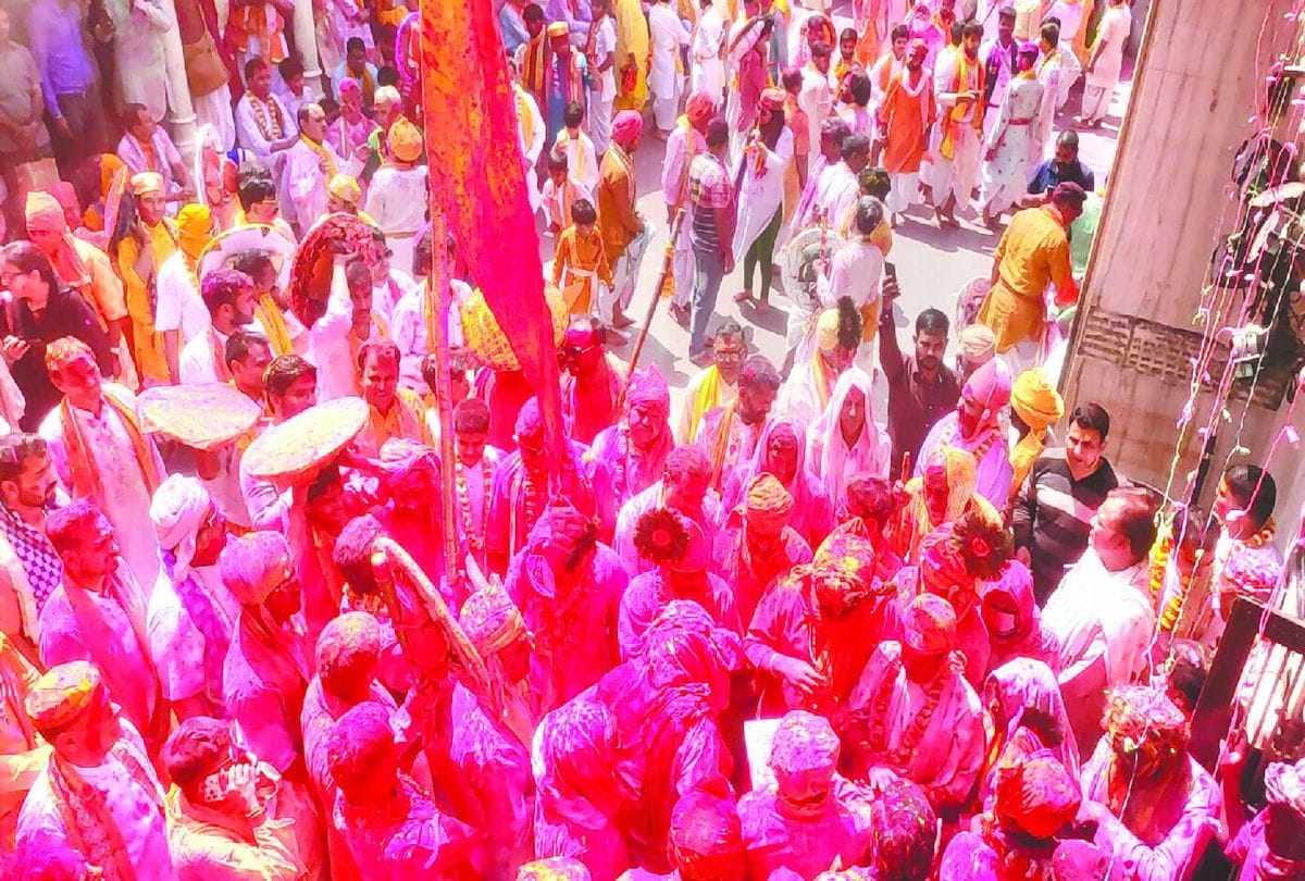 Lathmar Holi will be played in Nandgaon Today in Mathura