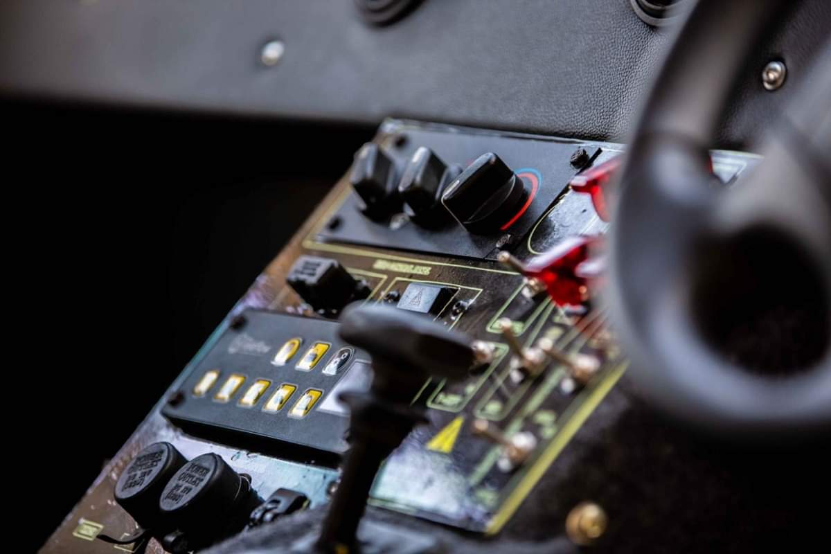 ministry of defence signs contract to supply mahindra light specialist vehicles to indian army, will give tough competition to China copycat HUMVEE