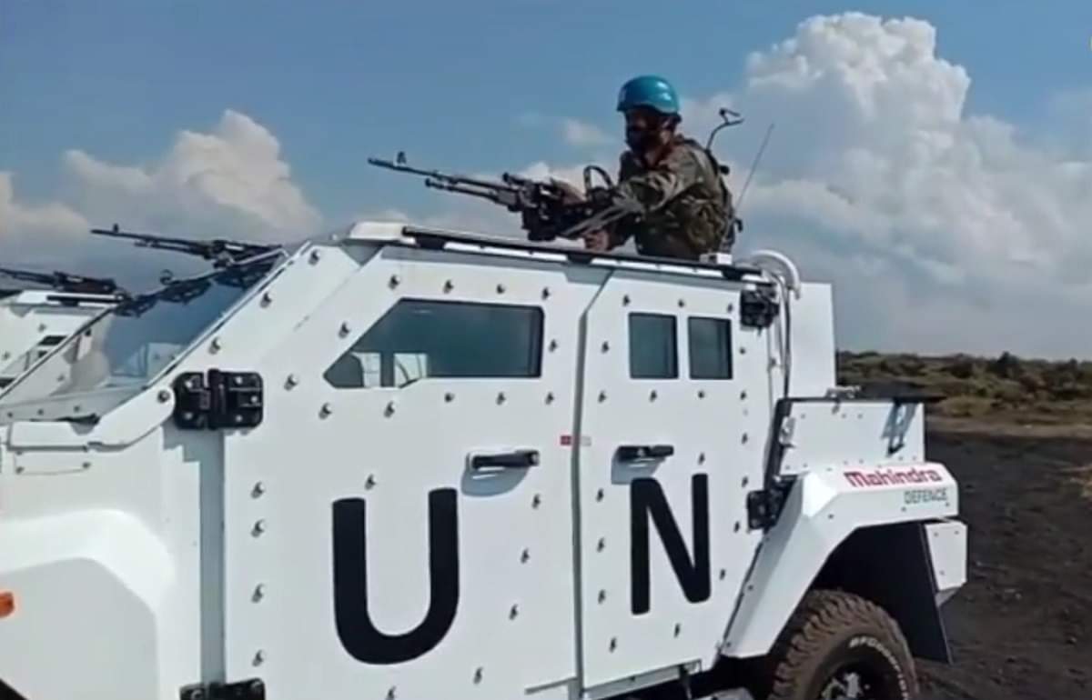 ministry of defence signs contract to supply mahindra light specialist vehicles to indian army, will give tough competition to China copycat HUMVEE