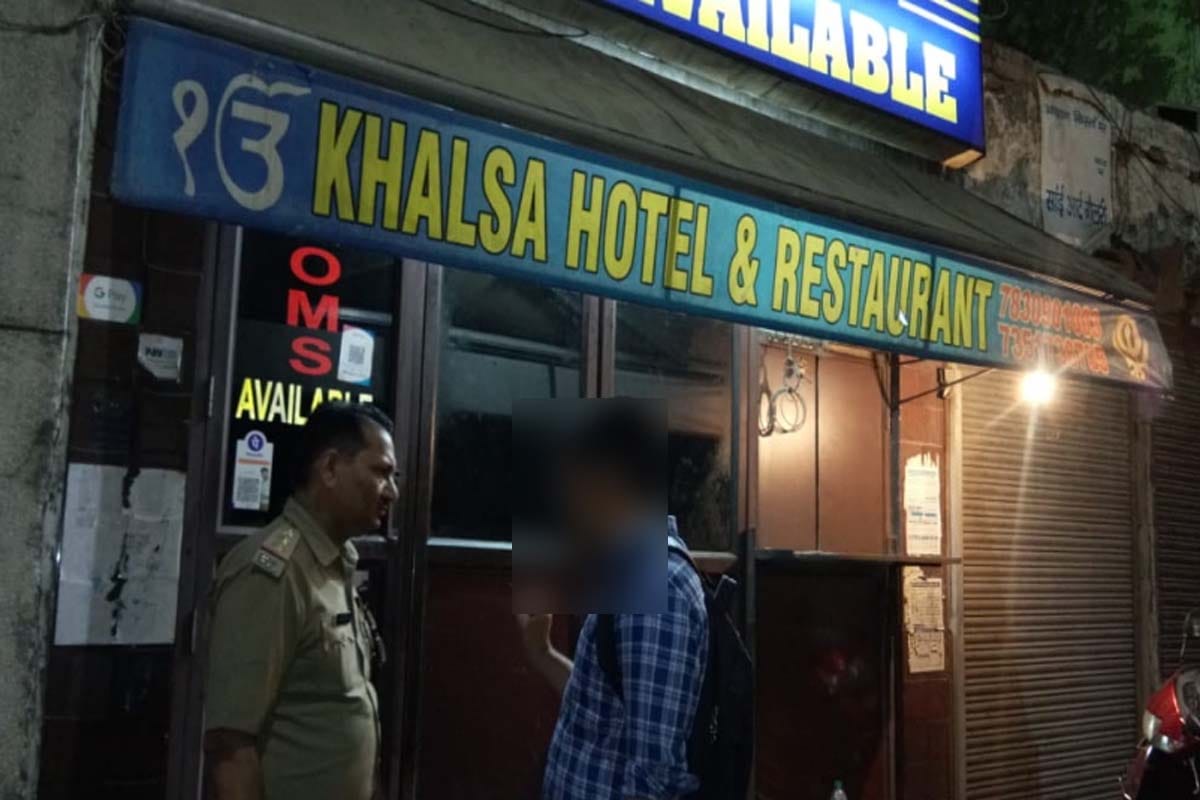 Meerut: Police raids hotels in front of Bhaisali bus base, illegal liquor recovered