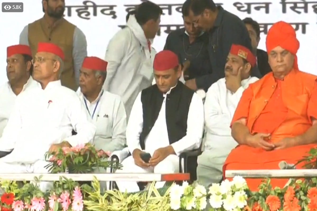 Meerut News: Akhilesh Yadav has target on BJP and ten big things of Jansabha and see photos