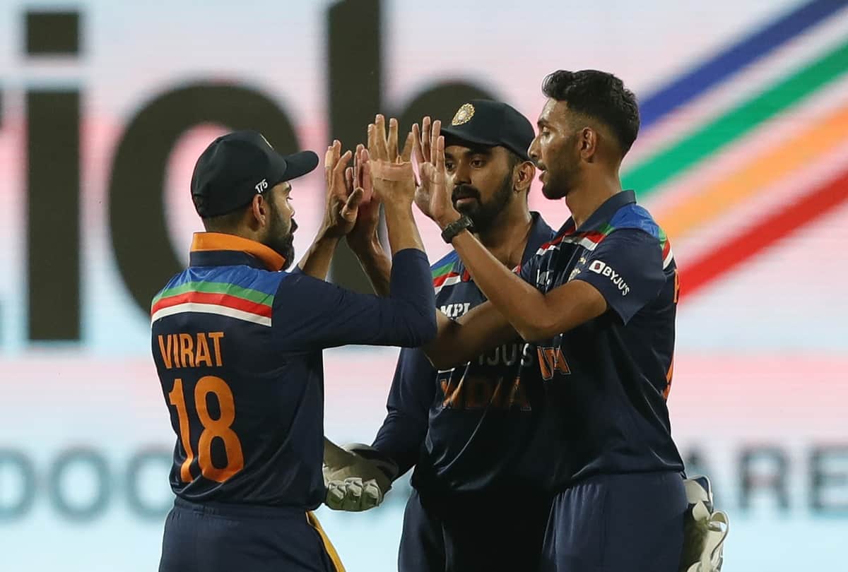 IND vs ENG Prasidh Krishna registered best bowling figures on debut in ODI for india