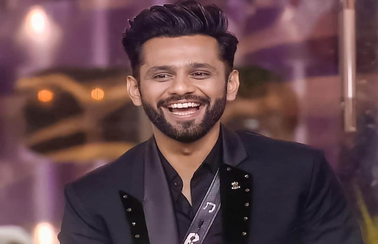 big boss 14 runner up rahul vaidya got special gift from salman khan shared photo on instagram