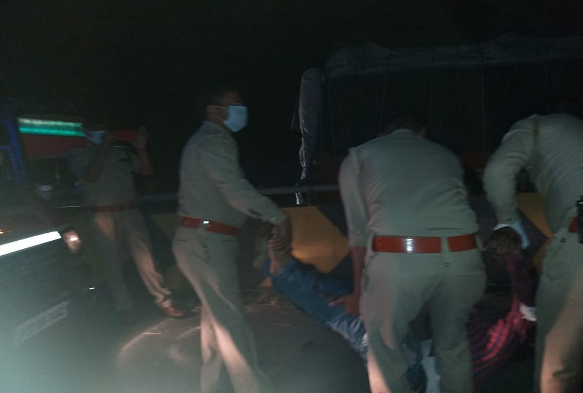 Many injured during a bus accident in Rudauli area of Ayodhya
