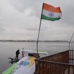 अनुच्छेद-370 से मुक्ति के दो साल, डल झील पर लहराता तिरंगा