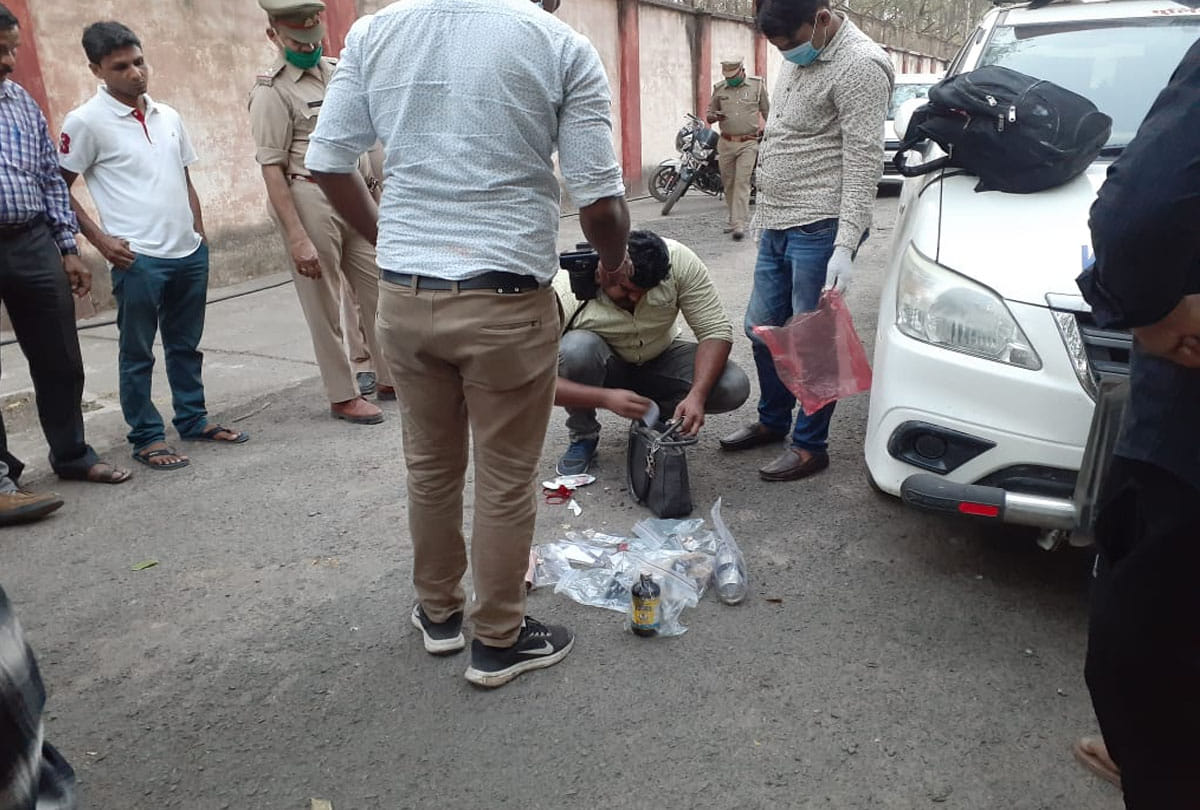 jr engineer committed suicide in kanpur