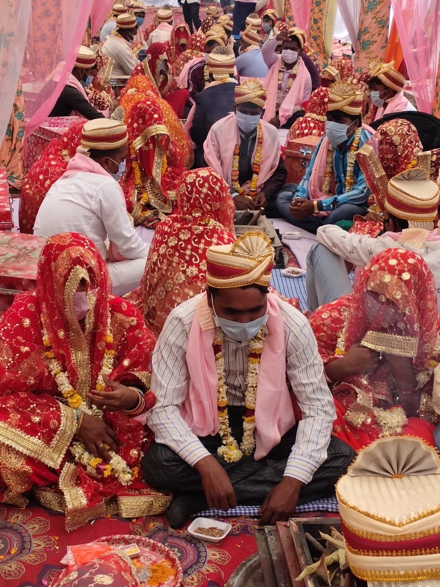 43 couples married in Chief Minister's mass marriage