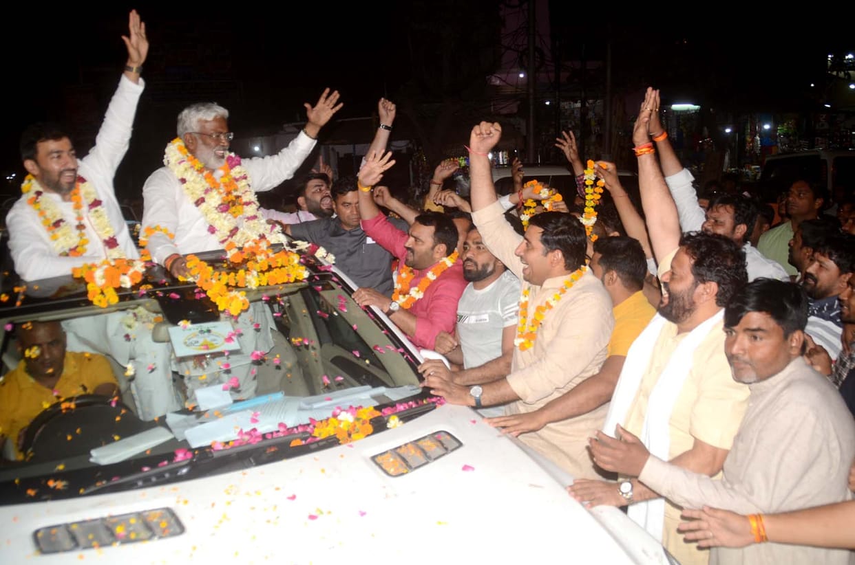 SP, BSP, Congress make government to rob people: Swatantra Dev