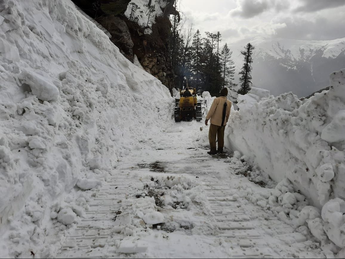 Sach pass may open in May