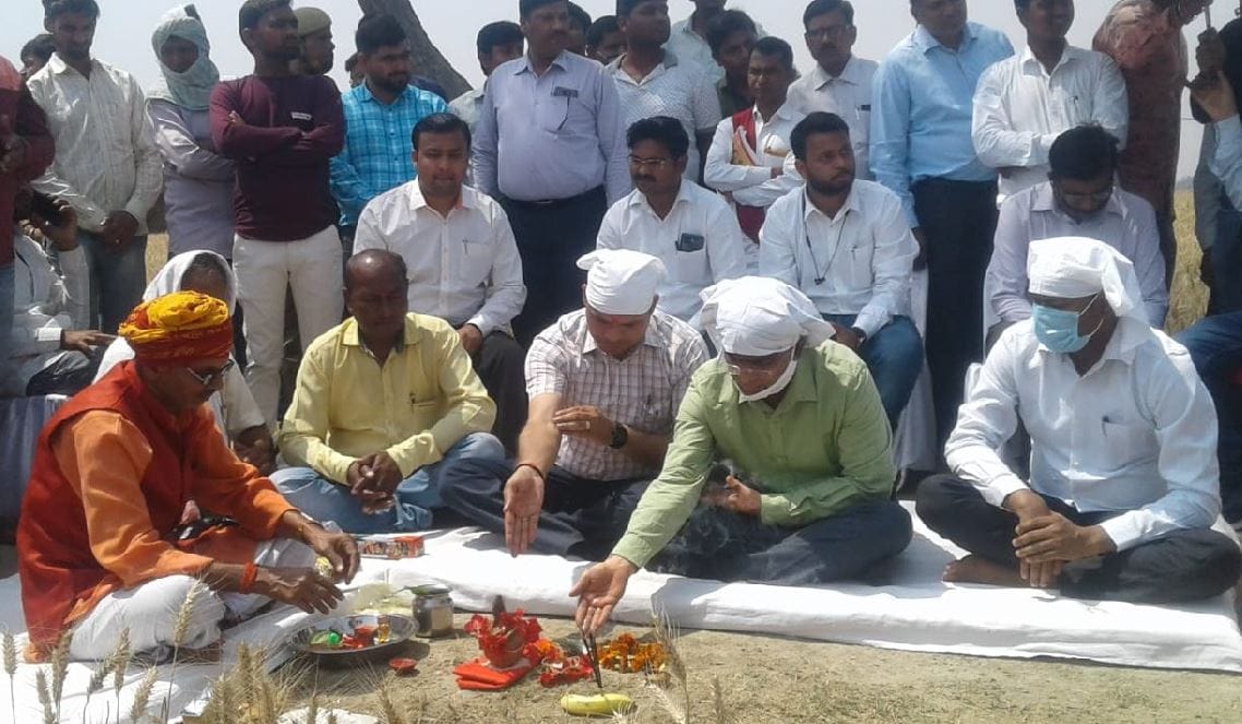 Work on world longest LPG gas pipeline project started Bhoomi Poojan in Varanasi