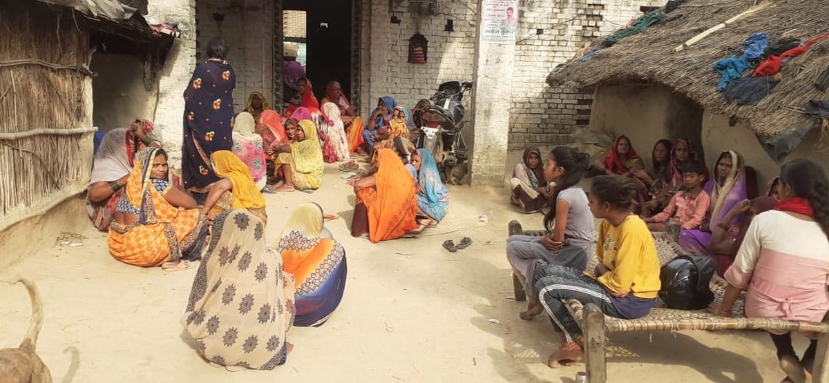 Innocent child burnt alive in fire of hut and three animals also died in jaunpur