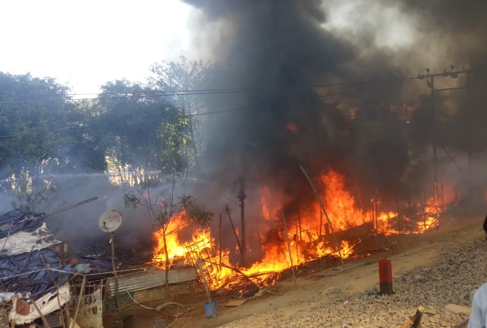Fire broke out near aminabad main road in Lucknow.
