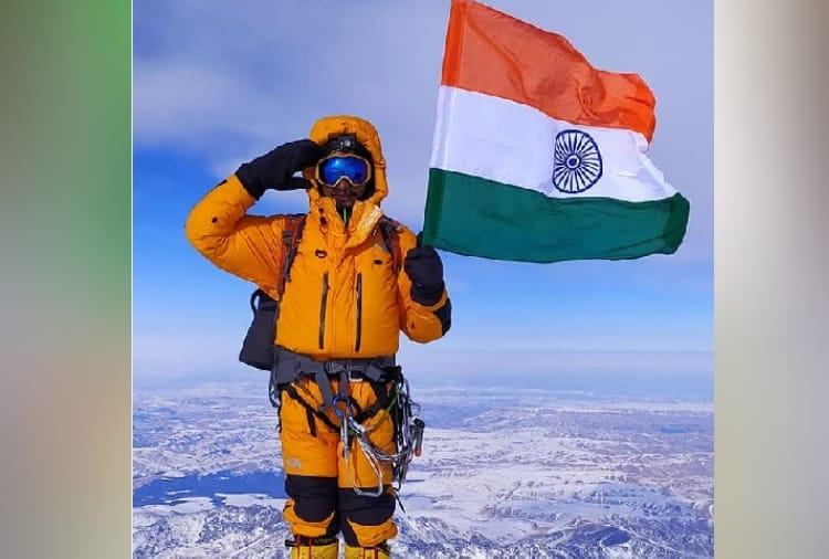Mountaineer Rohtash Khileri And Anu yadav Climbed Mount Kilimanjaro