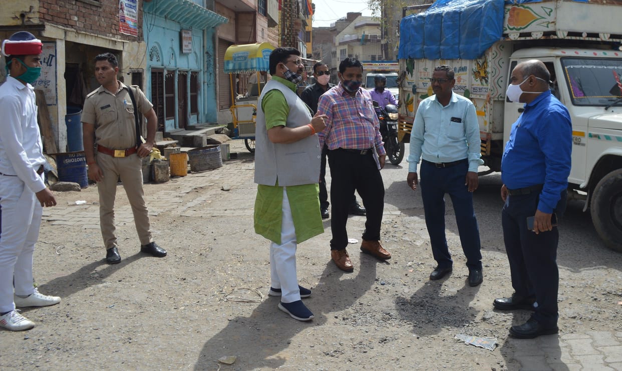 Hathras: Cleaning and drinking water on Holi, instructions to keep the system in order