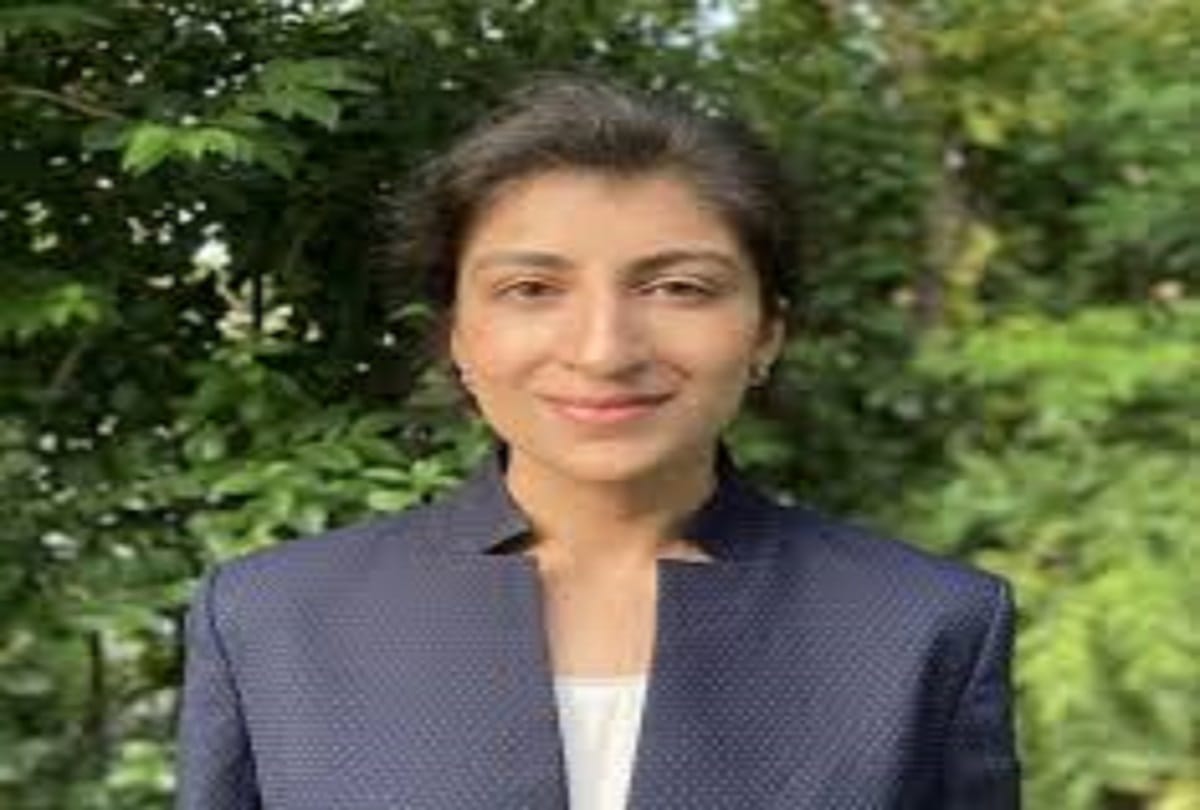 US President Joe Biden nominates tech critic Lina Khan for FTC commissioner