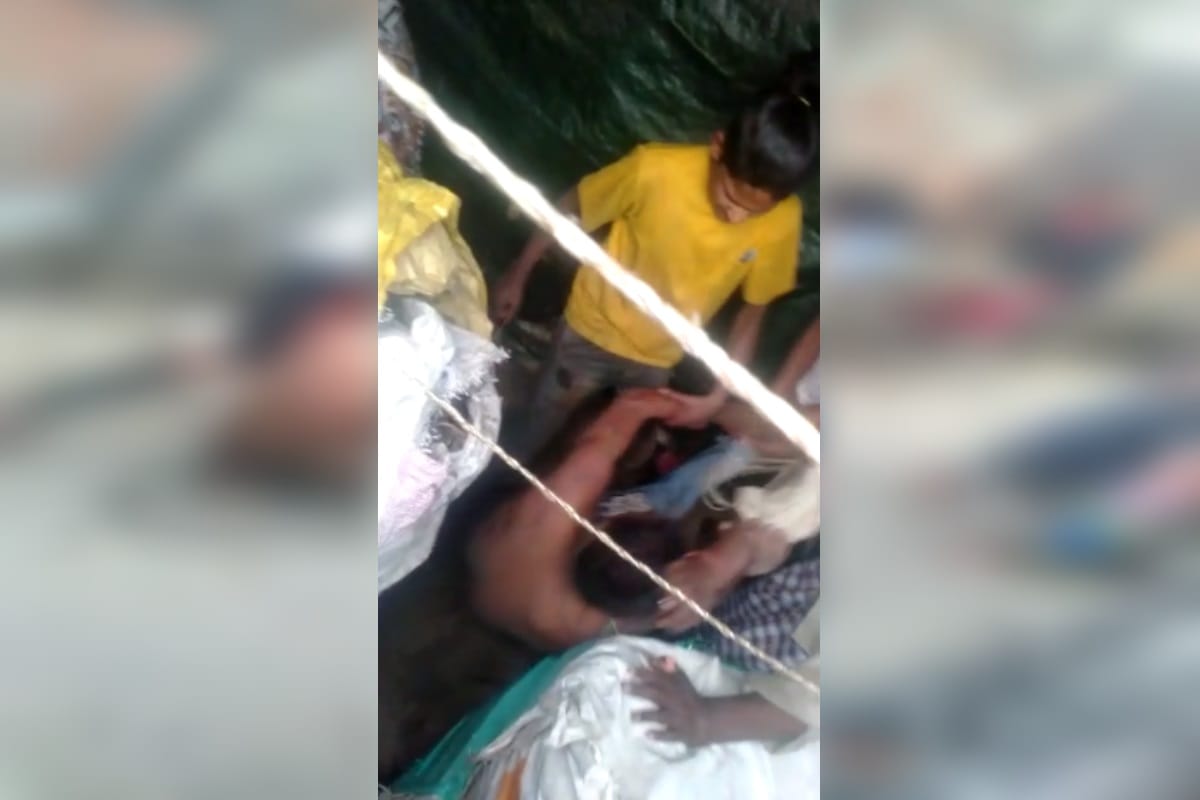 UP News: A young man was beaten up after tied with rope in Meerut and video viral