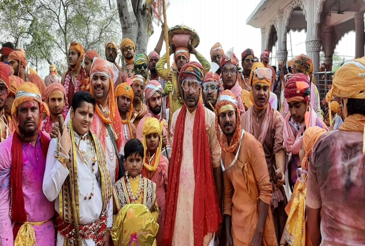 Nandgaon Ki Lathamar Holi Celebrated After Barsana In Mathura