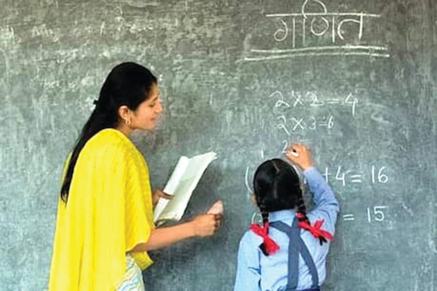 Posts of Urdu teachers not filled even after a long time