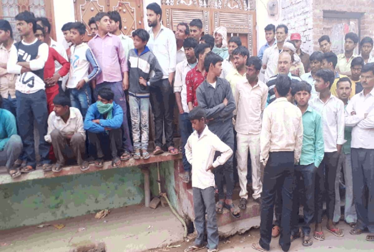 UP badaun sadhu murder case gay relation reason behind murder sadhu body was naked try to bury him in house but accused failed